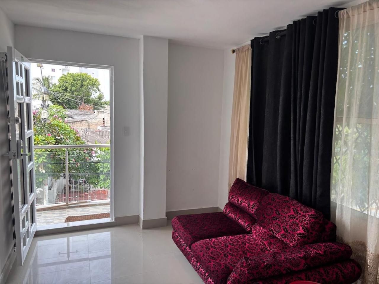 Tropical 204 Apartamento *